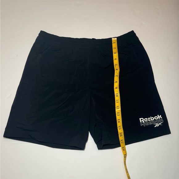 Reebok training shorts proud short size M brand new with tags - Picture 4 of 5